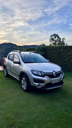 RENAULT SANDERO 1.6 STEPWAY 8V FLEX 4P MANUAL RENAULT SANDERO 1.6 STEPWAY 8V FLEX 4P MANUAL